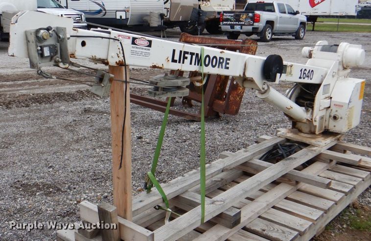 image for item DK5643 Liftmoore 1640 crane