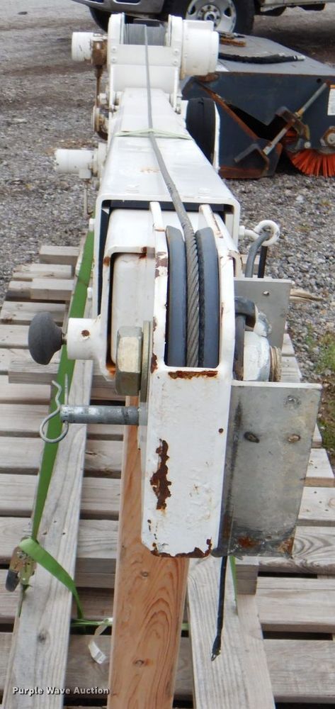 image for item DK5643 Liftmoore 1640 crane