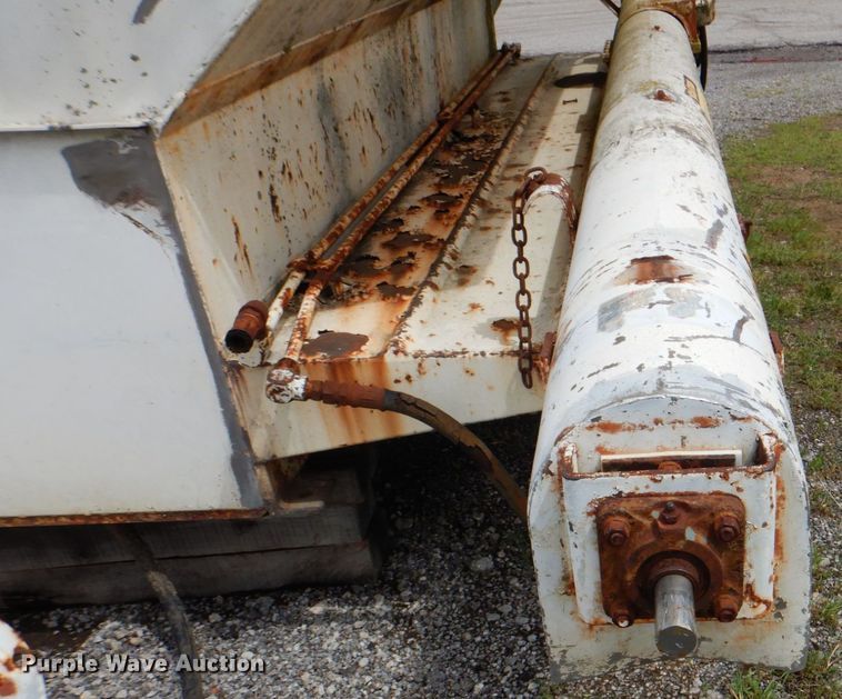 image for item DK5648 Fertilizer tender bed