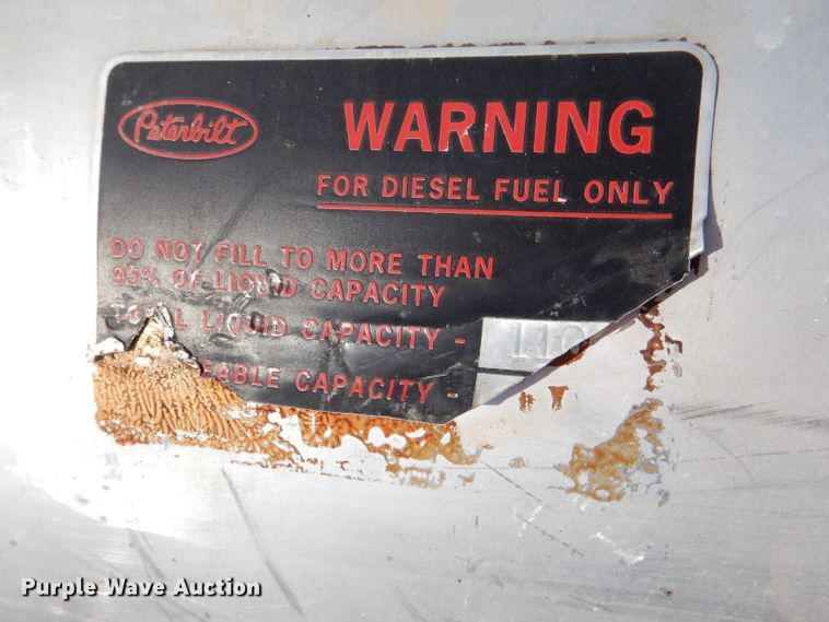 image for item DL8029 (2) Peterbilt fuel tanks