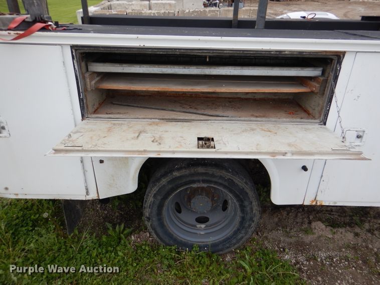 image for item DL8042 2006 Ford F550 Super Duty XL  utility / service truck