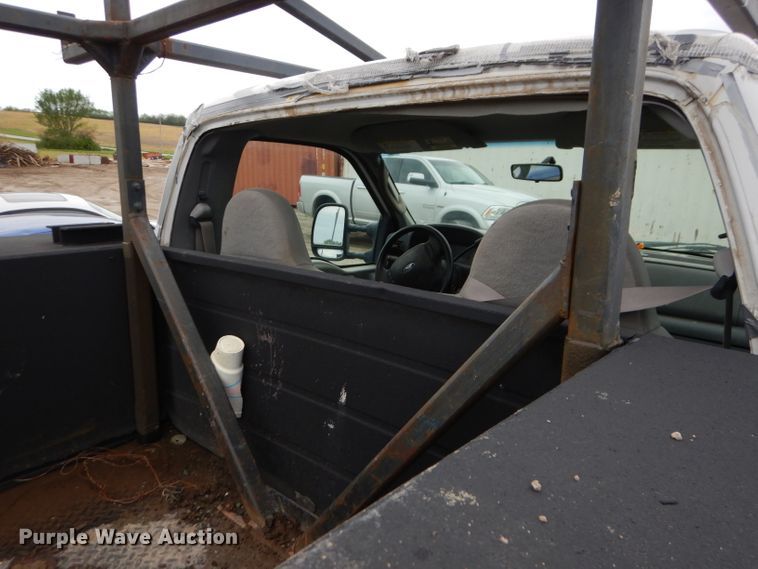 image for item DL8042 2006 Ford F550 Super Duty XL  utility / service truck