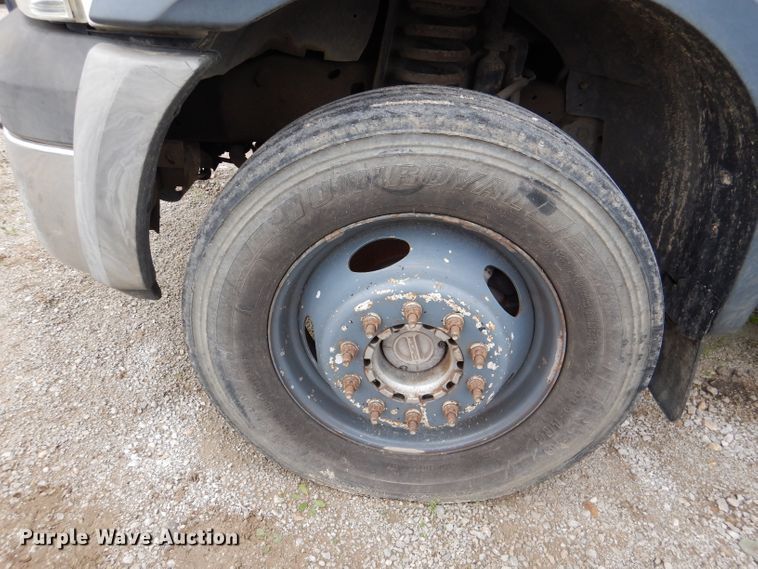 image for item DL8042 2006 Ford F550 Super Duty XL  utility / service truck