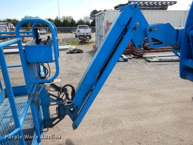 image for item DL8061 2006 Genie Z45/25J  boom lift