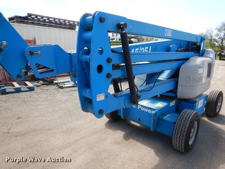 image for item DL8061 2006 Genie Z45/25J  boom lift