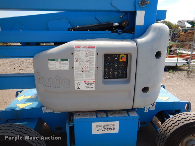 image for item DL8061 2006 Genie Z45/25J  boom lift