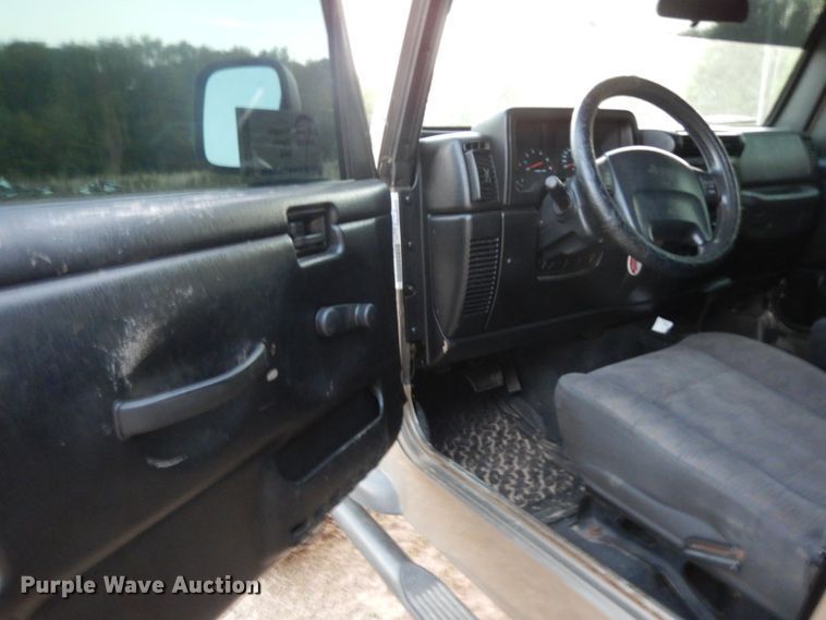 image for item DM2903 2003 Jeep Wrangler  SUV