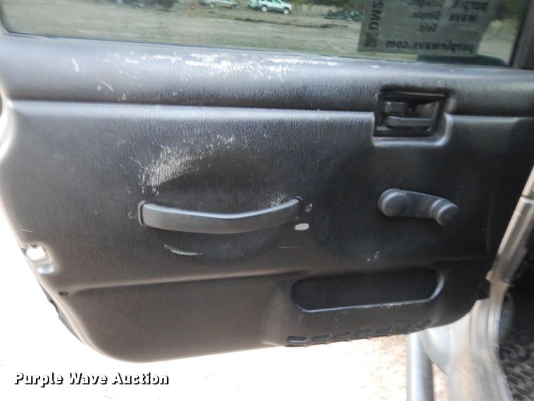 image for item DM2903 2003 Jeep Wrangler  SUV