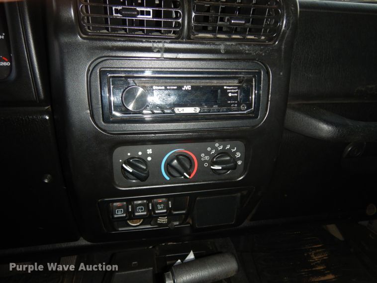 image for item DM2903 2003 Jeep Wrangler  SUV