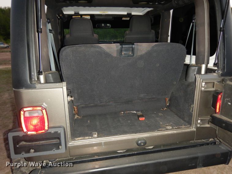 image for item DM2903 2003 Jeep Wrangler  SUV