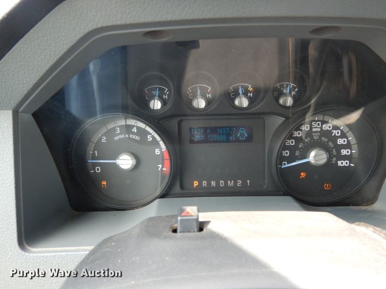 image for item DM2954 2015 Ford F250 Super Duty  SuperCab pickup truck