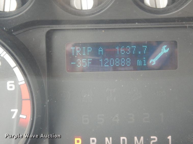 image for item DM2954 2015 Ford F250 Super Duty  SuperCab pickup truck