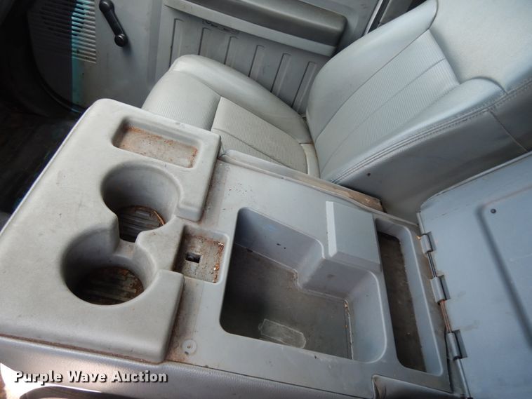 image for item DM2954 2015 Ford F250 Super Duty  SuperCab pickup truck