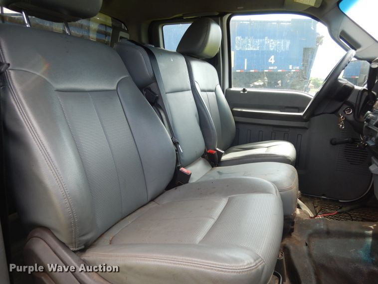 image for item DM2954 2015 Ford F250 Super Duty  SuperCab pickup truck