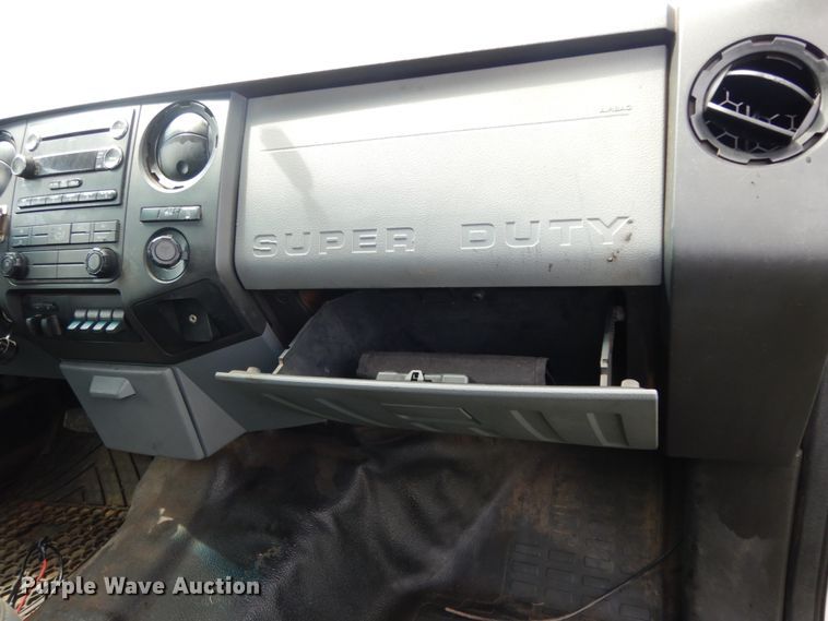 image for item DM2954 2015 Ford F250 Super Duty  SuperCab pickup truck
