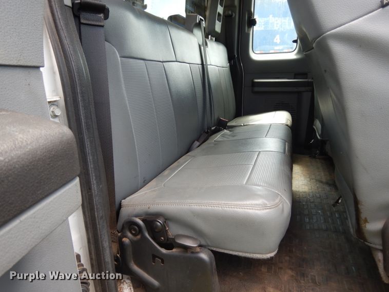 image for item DM2954 2015 Ford F250 Super Duty  SuperCab pickup truck