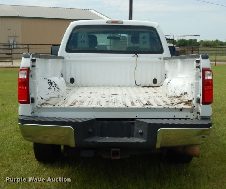 image for item DM2957 2011 Ford F250 Super Duty  SuperCab pickup truck