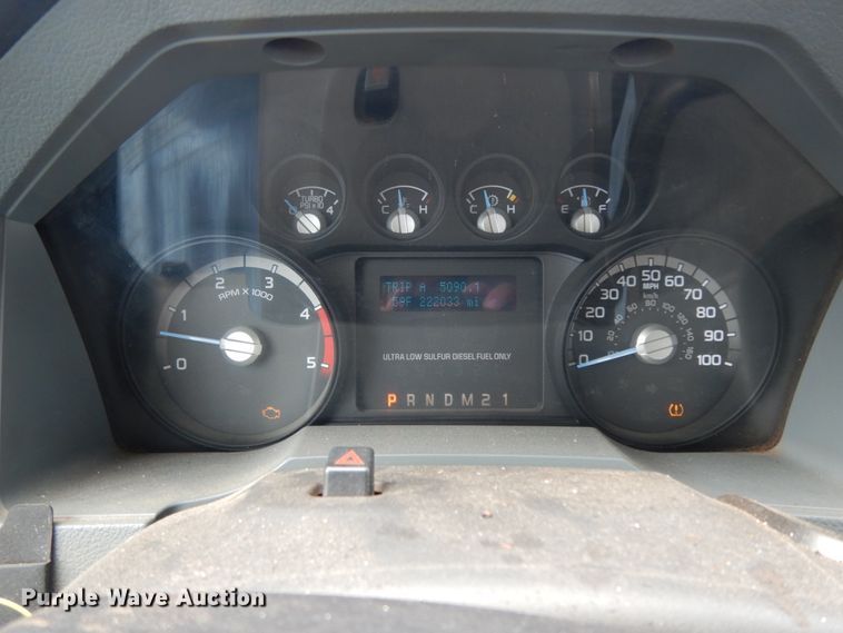 image for item DM2957 2011 Ford F250 Super Duty  SuperCab pickup truck