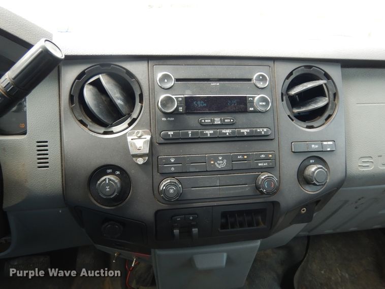 image for item DM2957 2011 Ford F250 Super Duty  SuperCab pickup truck