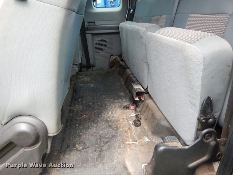 image for item DM2957 2011 Ford F250 Super Duty  SuperCab pickup truck