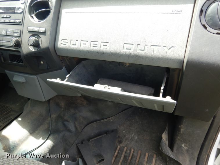 image for item DM2957 2011 Ford F250 Super Duty  SuperCab pickup truck