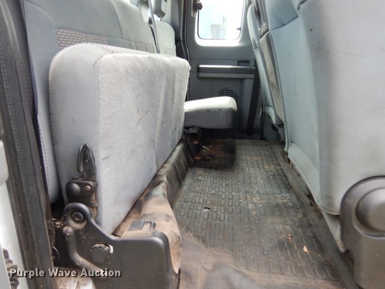 image for item DM2957 2011 Ford F250 Super Duty  SuperCab pickup truck