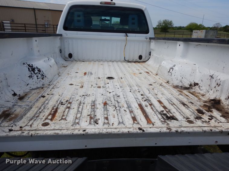 image for item DM2957 2011 Ford F250 Super Duty  SuperCab pickup truck