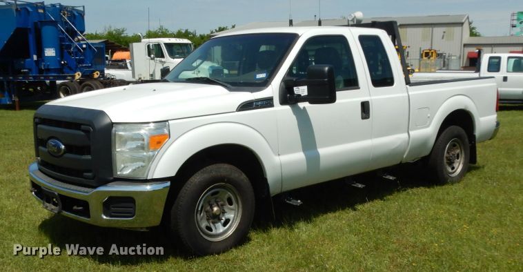 image for item DM2958 2015 Ford F250 Super Duty  SuperCab pickup truck