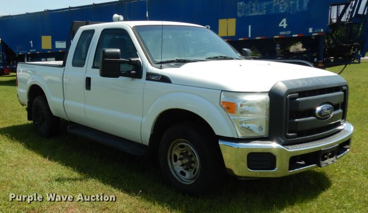 image for item DM2958 2015 Ford F250 Super Duty  SuperCab pickup truck