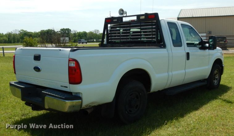 image for item DM2958 2015 Ford F250 Super Duty  SuperCab pickup truck