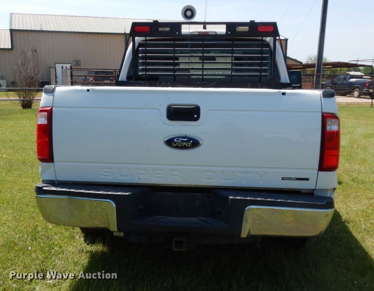 image for item DM2958 2015 Ford F250 Super Duty  SuperCab pickup truck