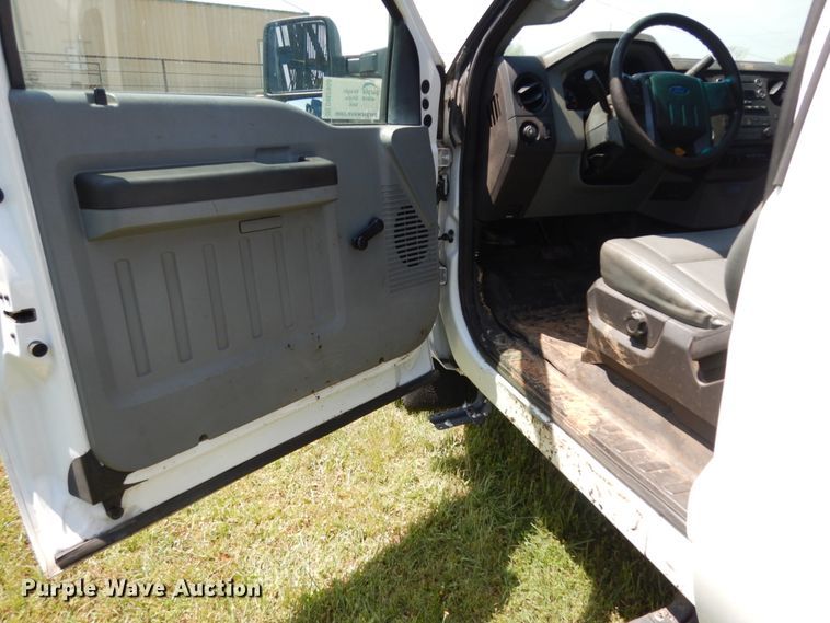 image for item DM2958 2015 Ford F250 Super Duty  SuperCab pickup truck