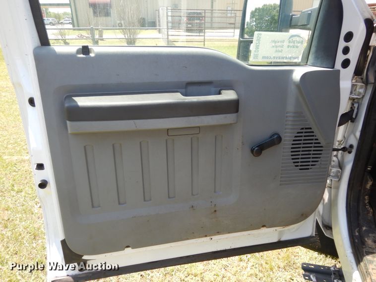 image for item DM2958 2015 Ford F250 Super Duty  SuperCab pickup truck