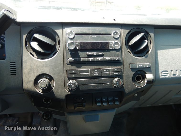 image for item DM2958 2015 Ford F250 Super Duty  SuperCab pickup truck