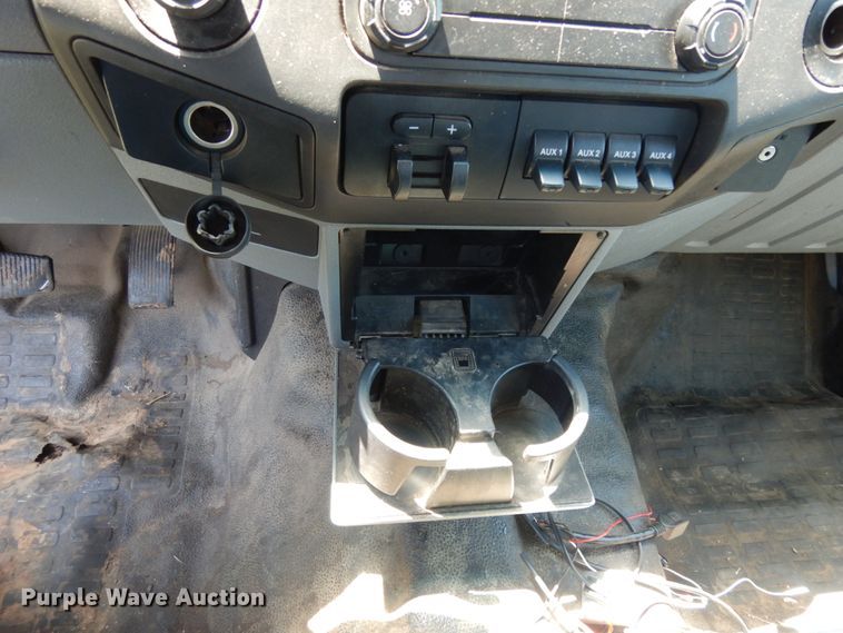 image for item DM2958 2015 Ford F250 Super Duty  SuperCab pickup truck