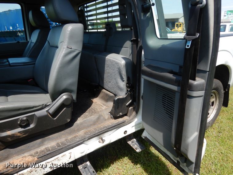 image for item DM2958 2015 Ford F250 Super Duty  SuperCab pickup truck