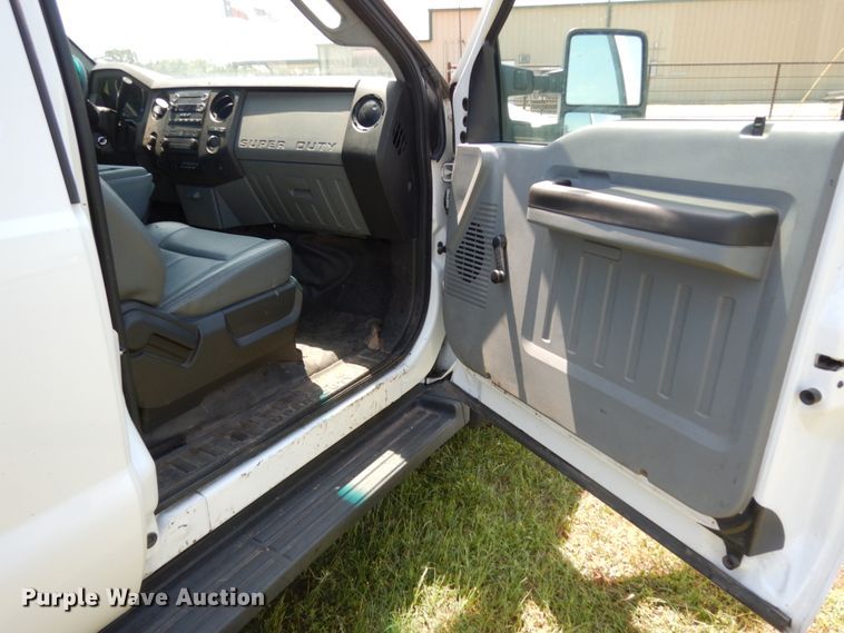 image for item DM2958 2015 Ford F250 Super Duty  SuperCab pickup truck