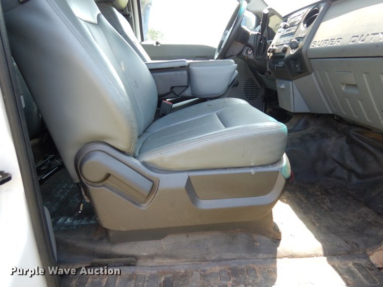 image for item DM2958 2015 Ford F250 Super Duty  SuperCab pickup truck