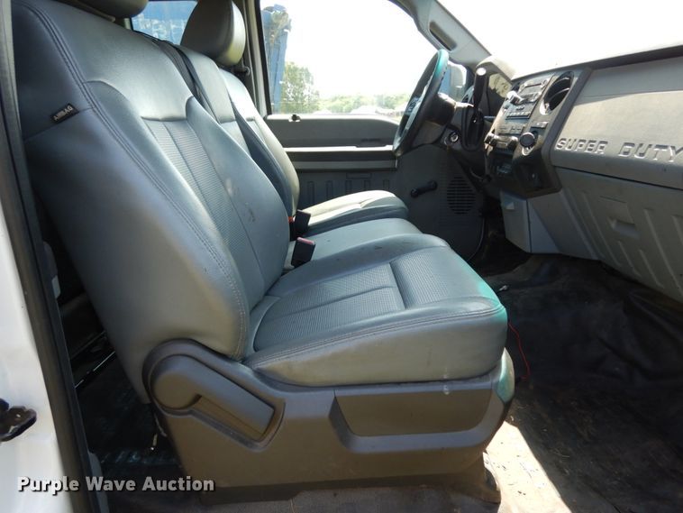 image for item DM2958 2015 Ford F250 Super Duty  SuperCab pickup truck