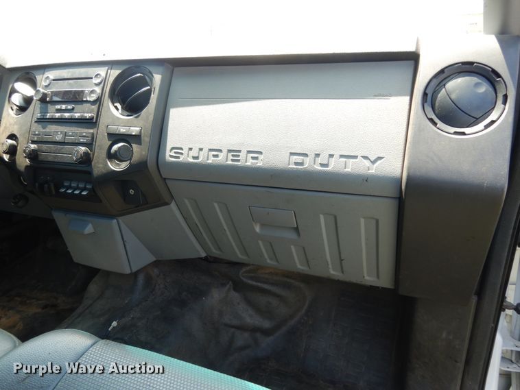 image for item DM2958 2015 Ford F250 Super Duty  SuperCab pickup truck