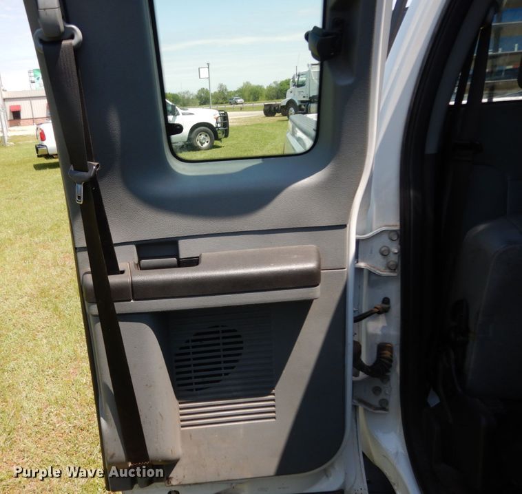 image for item DM2958 2015 Ford F250 Super Duty  SuperCab pickup truck