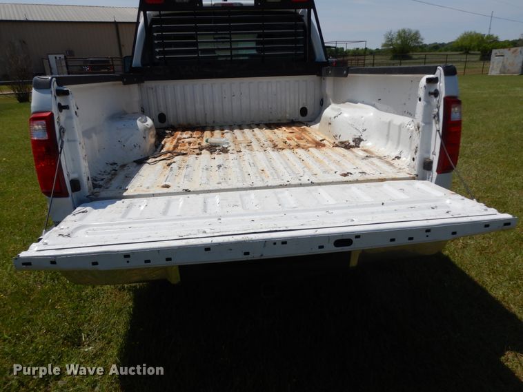 image for item DM2958 2015 Ford F250 Super Duty  SuperCab pickup truck