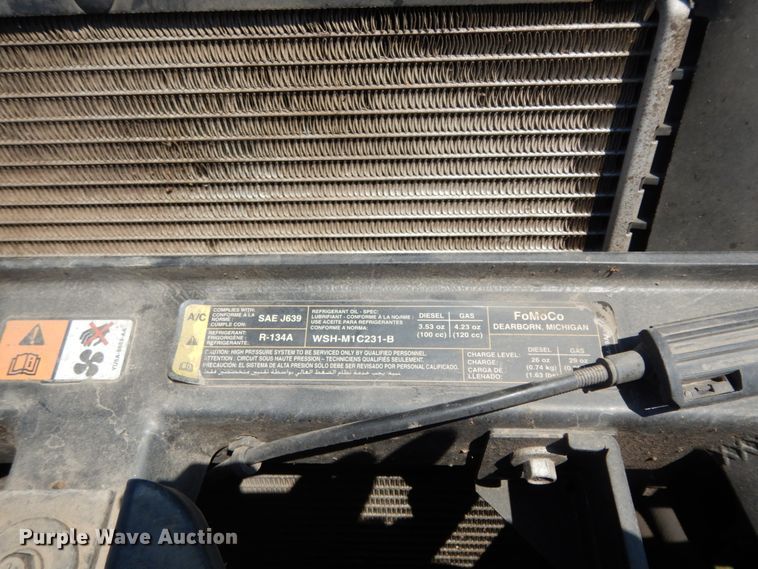 image for item DM2958 2015 Ford F250 Super Duty  SuperCab pickup truck