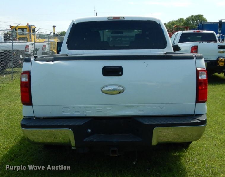 image for item DM2960 2016 Ford F250 Super Duty  SuperCab pickup truck