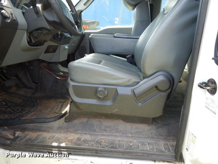 image for item DM2960 2016 Ford F250 Super Duty  SuperCab pickup truck