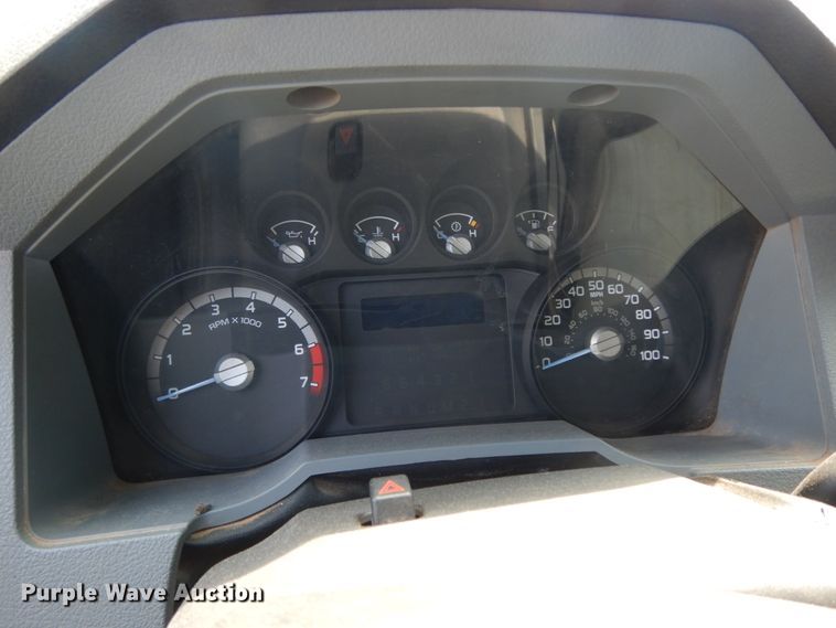 image for item DM2960 2016 Ford F250 Super Duty  SuperCab pickup truck