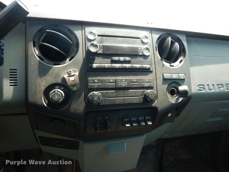 image for item DM2960 2016 Ford F250 Super Duty  SuperCab pickup truck