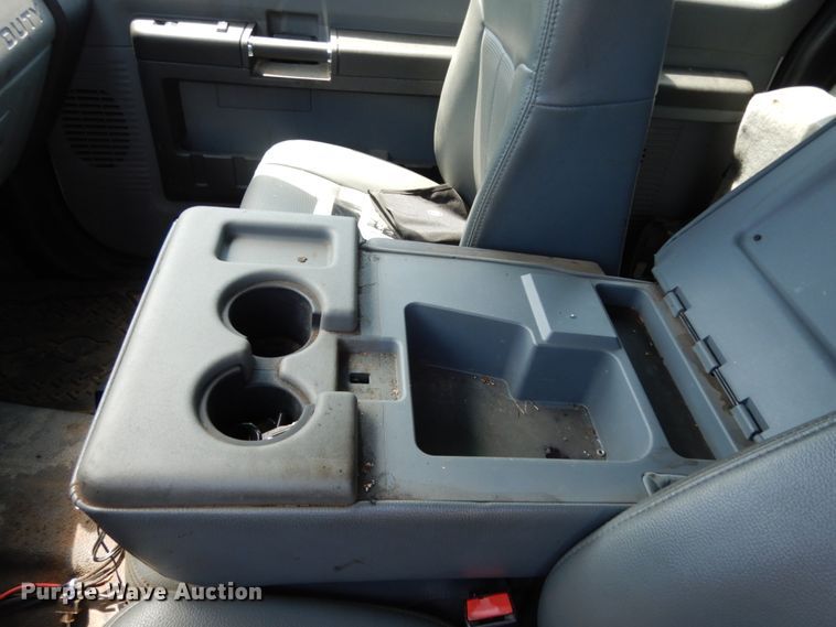 image for item DM2960 2016 Ford F250 Super Duty  SuperCab pickup truck