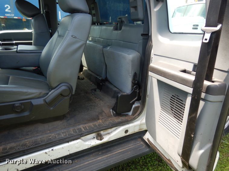 image for item DM2960 2016 Ford F250 Super Duty  SuperCab pickup truck