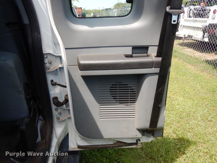 image for item DM2960 2016 Ford F250 Super Duty  SuperCab pickup truck